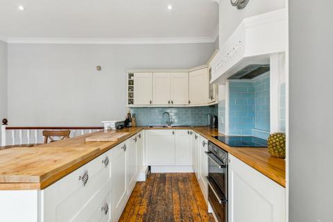 Flat 1, 10 Boutflower Road, London, SW11 1RE