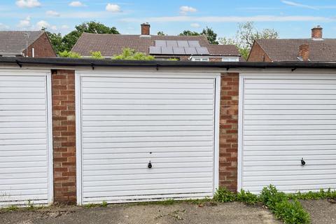 Garage to rent, Glencoe Road, Ipswich IP4