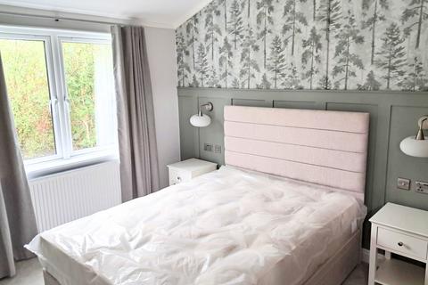 1 bedroom park home for sale, Borehamwood, Hertfordshire, WD6