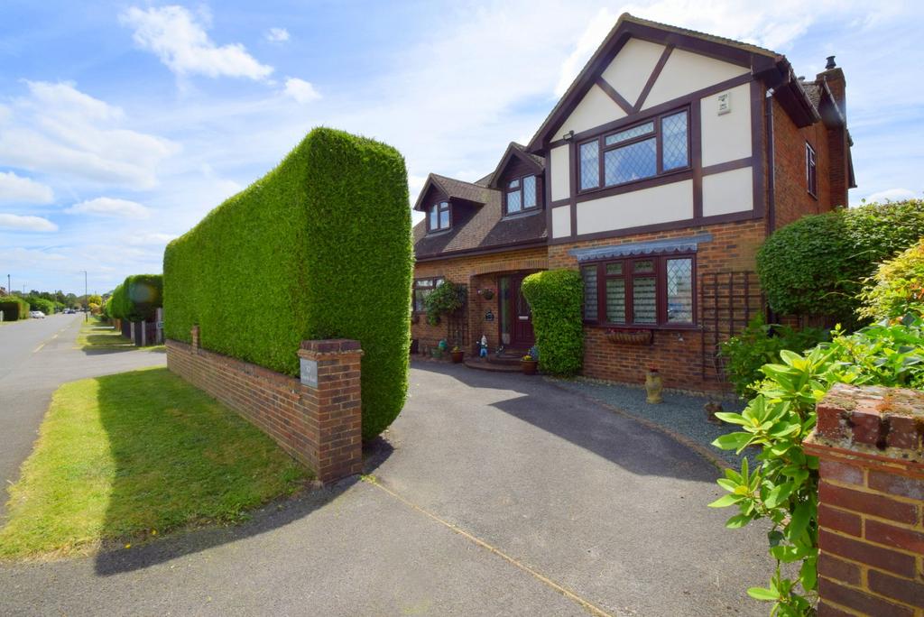 Church Road, Old Windsor, Berkshire, SL4 4 bed detached house for sale