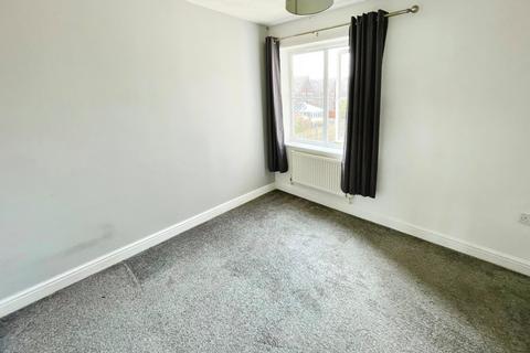 2 bedroom flat for sale, Rhuddlan Court, Saltney, Chester, Flintshire, CH4