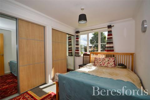 1 bedroom apartment for sale, Buckingham Court, Carlisle Road, RM1