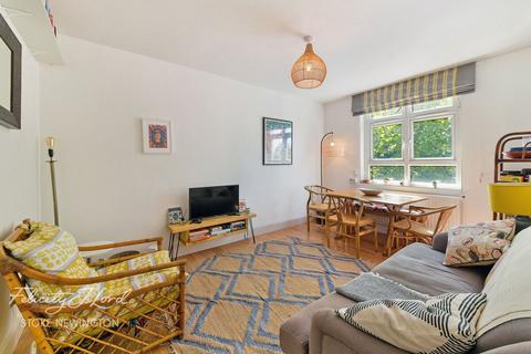 2 bedroom flat for sale, Cazenove Road, Stoke Newington, N16