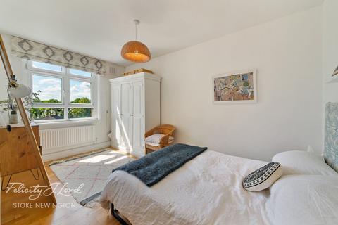 2 bedroom flat for sale, Cazenove Road, Stoke Newington, N16