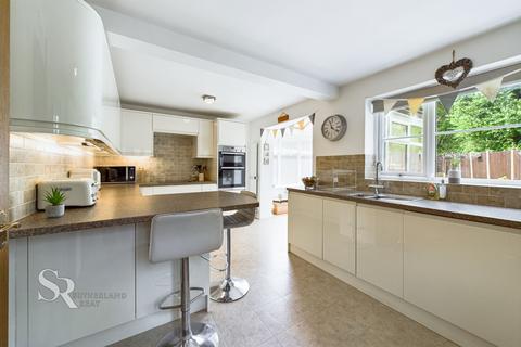 24 Brookside Road, Chapel En Le Frith, High Peak, SK23 0NE