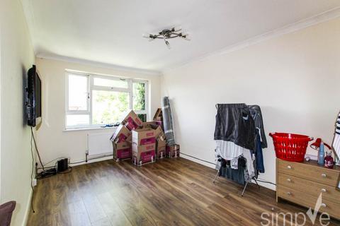 2 bedroom apartment to rent, Littlefield Court, Zealand Avenue, Harmondsworth