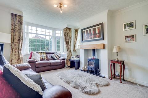 4 bedroom detached house for sale, Kirkwood Drive, Leeds, West Yorkshire, LS16