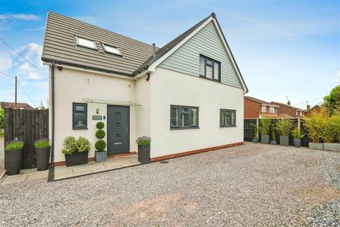 4 bedroom detached house for sale, St. Johns Road, Southampton SO30