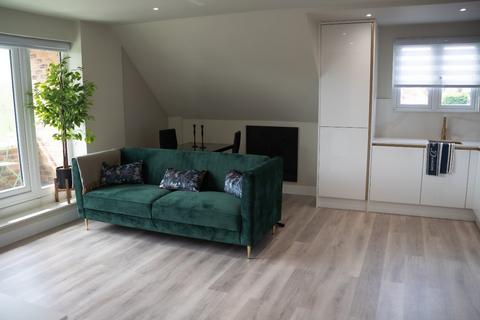 2 bedroom apartment for sale, West Wycombe Road, High Wycombe, Buckinghamshire, HP12