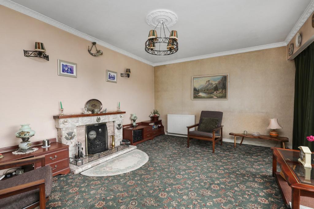 6 Mauricewood Rise, Penicuik EH26 3 bed bungalow for sale £235,000