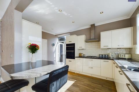 1 Kenwyn Avenue, Blackpool, FY3 9HR