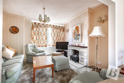 15 Helmsdale Road, Romford, RM1 4DW