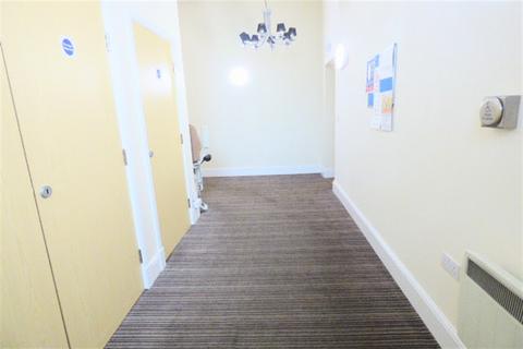 2 bedroom flat for sale, Lawson Road, Runcorn WA7