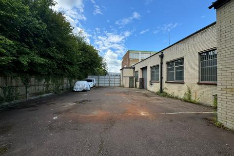 Industrial unit to rent, Fircroft Way, Edinbridge, Edenbridge, Kent, TN8
