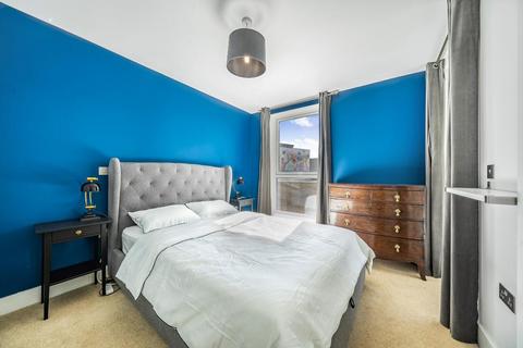 1 bedroom flat for sale, Stockwell Park Walk, Brixton