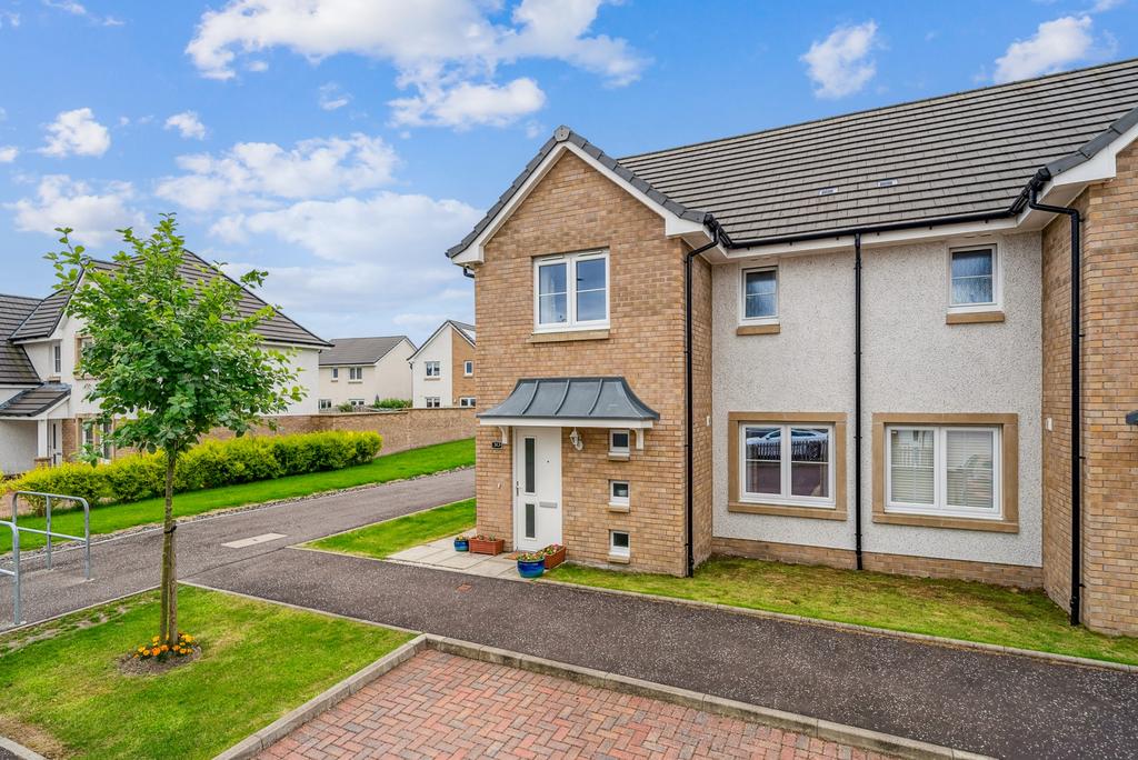 Deer Park Place, Stirling... 3 bed semidetached house for sale £235,000