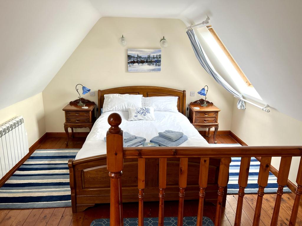 The Byre, Cannee, Kirkcudbright - Williamson and H