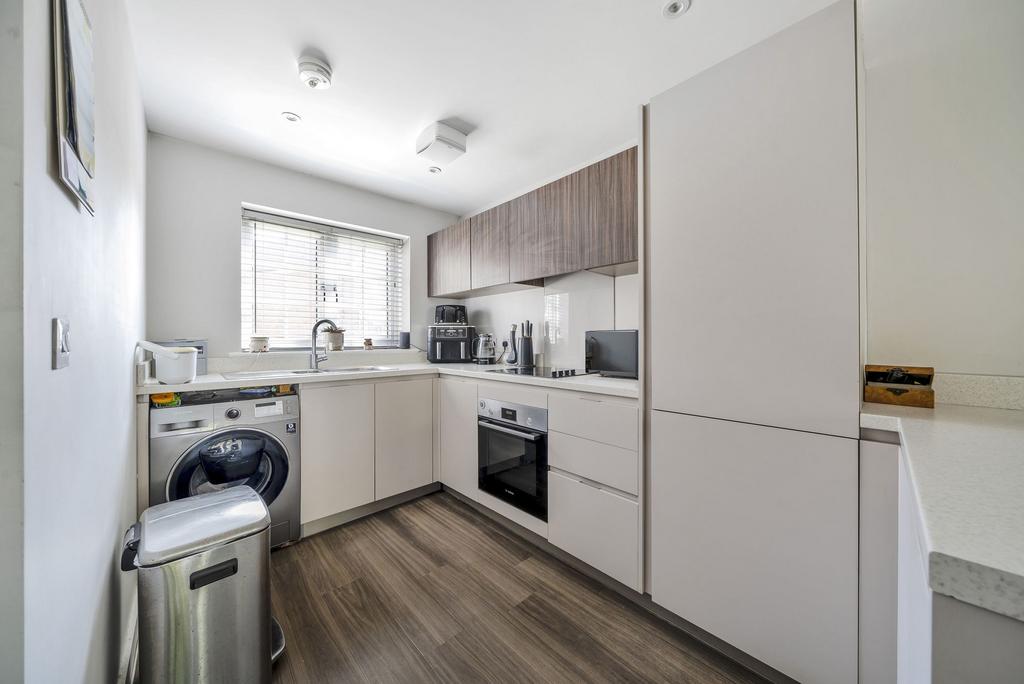 Kitchen Area (4)