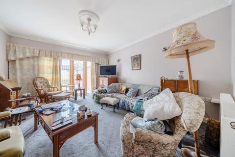 3 bedroom bungalow for sale, Heversham Road, Bexleyheath, Kent