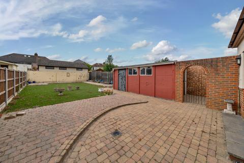 3 bedroom bungalow for sale, Heversham Road, Bexleyheath, Kent