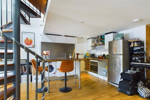 1 bedroom apartment to rent, Argus Lofts, Robert Street, BN1