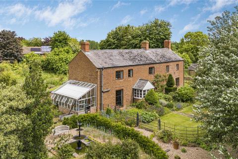 4 bedroom detached house for sale, West Farndon, South Northamptonshire