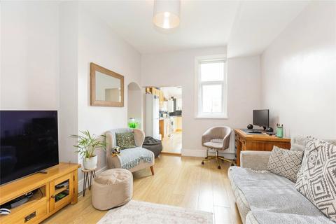 Winchester Road - 2 bedroom apartment for sale