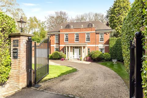 5 bedroom detached house for sale, Albany Close, Esher, KT10