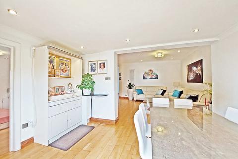 32 Blenheim Road, Harrow, HA2 7AH