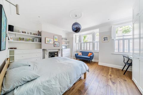 23 Waterlow Road, London, N19 5NJ