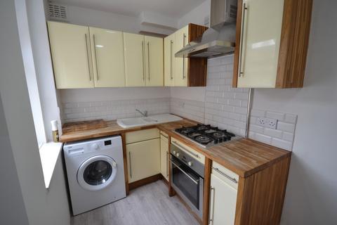70 Beatrice Road, Leicester, LE3 9FE