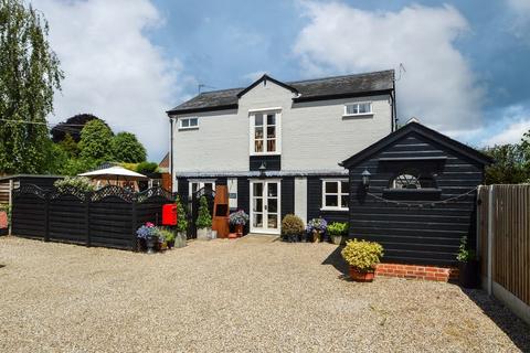 2 bedroom barn conversion for sale, High Street, Colchester CO6