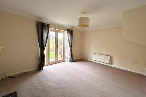 3 bedroom end of terrace house to rent, Osberne Way, Clipstone Village, Mansfield