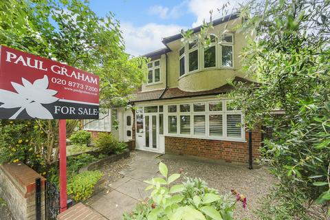 30 The Square, Carshalton, SM5 3BN