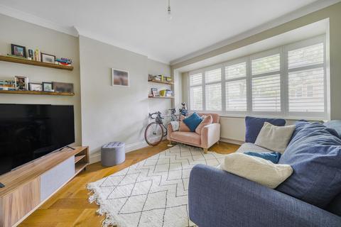 30 The Square, Carshalton, SM5 3BN