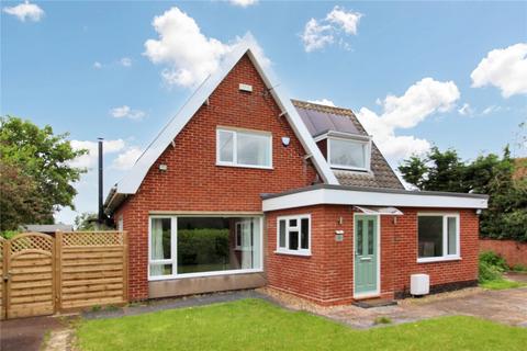 4 bedroom detached house to rent, Beccles Road, Bungay, Suffolk, NR35