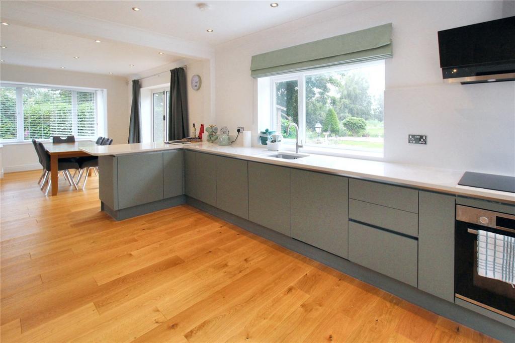 Kitchen / Diner