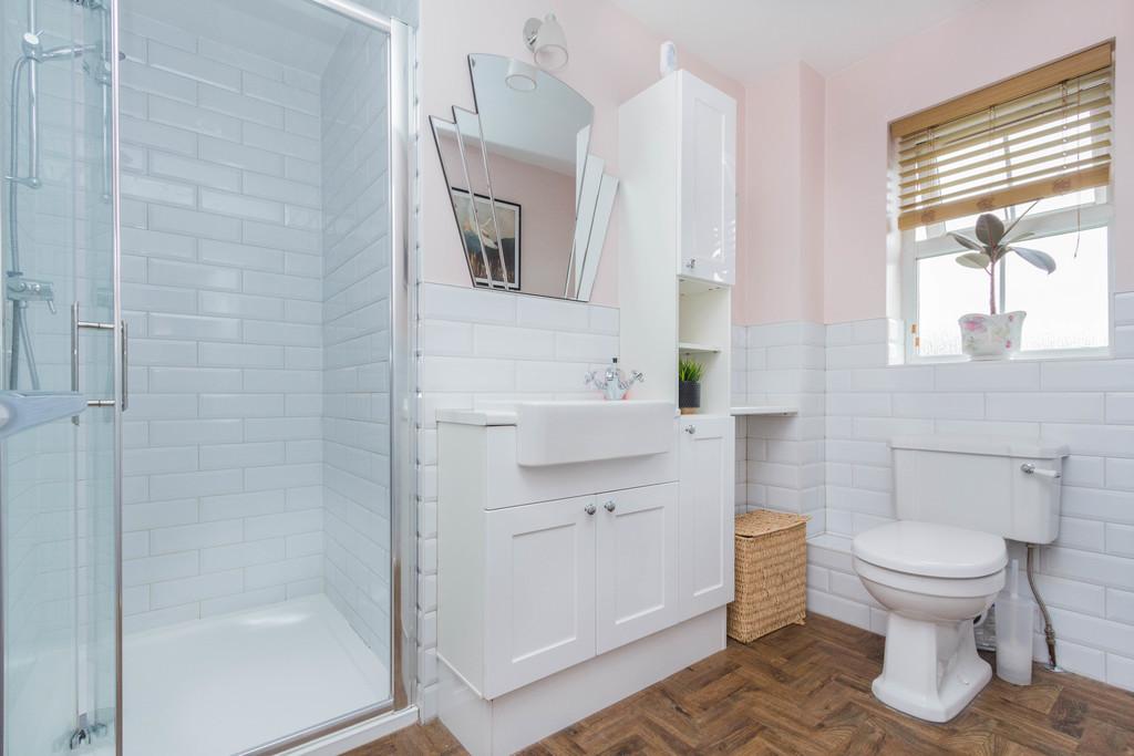 Ensuite Shower Room