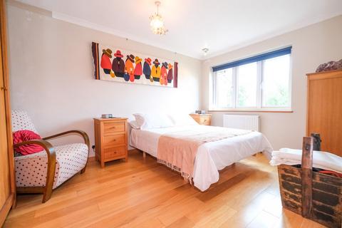 69 Glendower Crescent, Orpington, BR6 0UP
