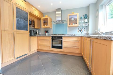 69 Glendower Crescent, Orpington, BR6 0UP