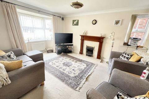 12 Abrahams Close, Trowbridge, BA14 0ND