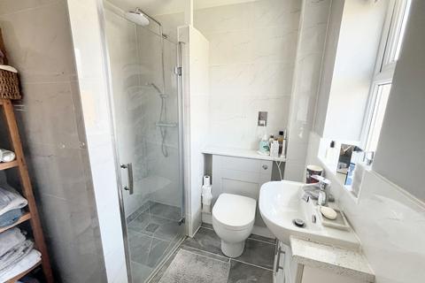 12 Abrahams Close, Trowbridge, BA14 0ND