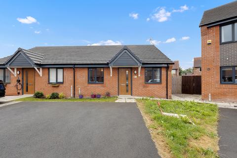 2 bedroom semi-detached bungalow for sale, Angus Court, Winsford