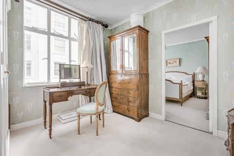 3 bedroom flat to rent, Ranelagh Gardens, London