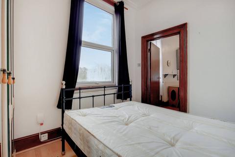 1 bedroom flat to rent, Victoria Road, Finsbury Park, London, N4