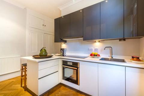 2 bedroom flat to rent, Bishops Park Road, Bishop's Park, London, SW6