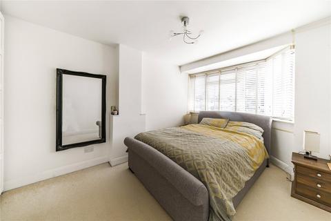 13 Hurstdene Avenue, Staines-upon-thames, TW18 1HZ