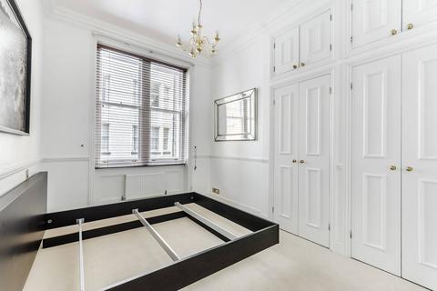 2 bedroom flat to rent, Berkeley Street, Mayfair, London, W1J