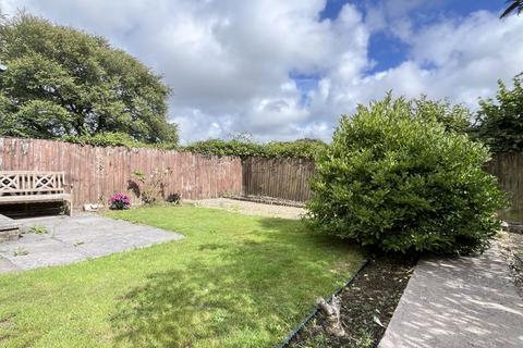 3 bedroom semi-detached house for sale, 7 Stradling Close, Cowbridge, The Vale of Glamorgan CF71 7BX