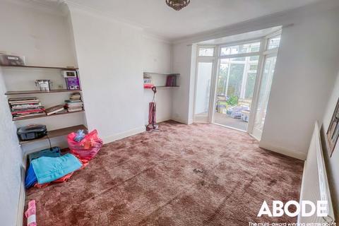 5 bedroom semi-detached house for sale, Eastbourne Grove, Westcliff-On-Sea